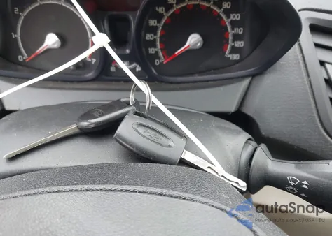 2013 Ford Fiesta S z USA, uszkodzony, nr VIN 3FADP4AJ5DM164509